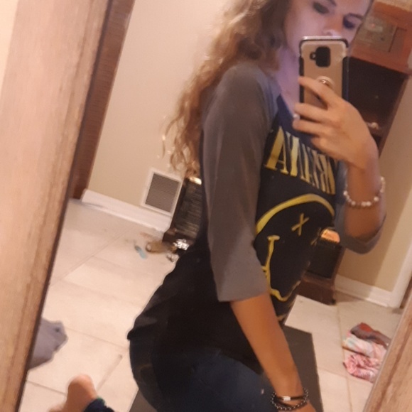 Nirvana 3/4 Sleeve Tee - Picture 5 of 5